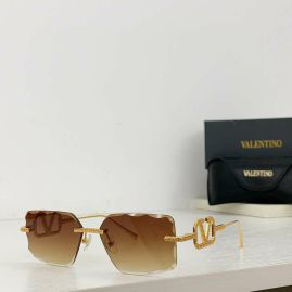 Picture of Valentino Sunglasses _SKUfw54107493fw